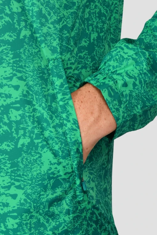 Alto Printed Jacket - Mountain Meadow/Deep Sea 12 Alto Printed Jacket - Mountain Meadow/Deep Sea -Urban Sport Wear Store ALTO PRINTED JACKET MOUNTAIN MEADOW DEEP SEA sleeve detail scaled