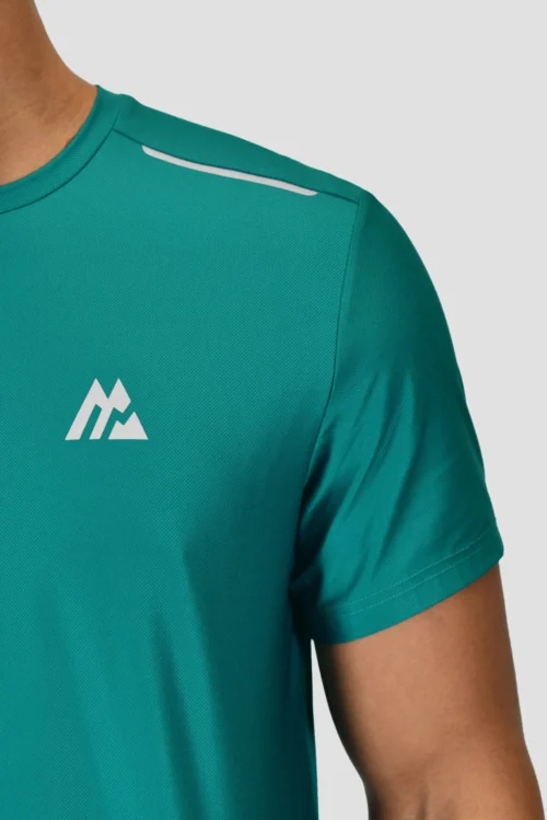 Charge T-Shirt - Deep Sea -Urban Sport Wear Store CHARGE TEE DEEP SEA logo detail scaled