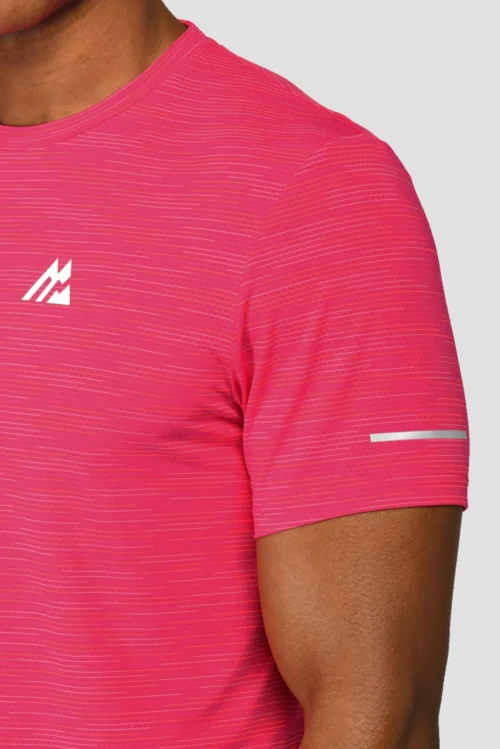 Fly 2.0 T-Shirt - Hibiscus/Fiery Orange/Rouge -Urban Sport Wear Store FLY 2.0 TEE HIBISCUS FIERY ORANGE ROUGE logo detail scaled