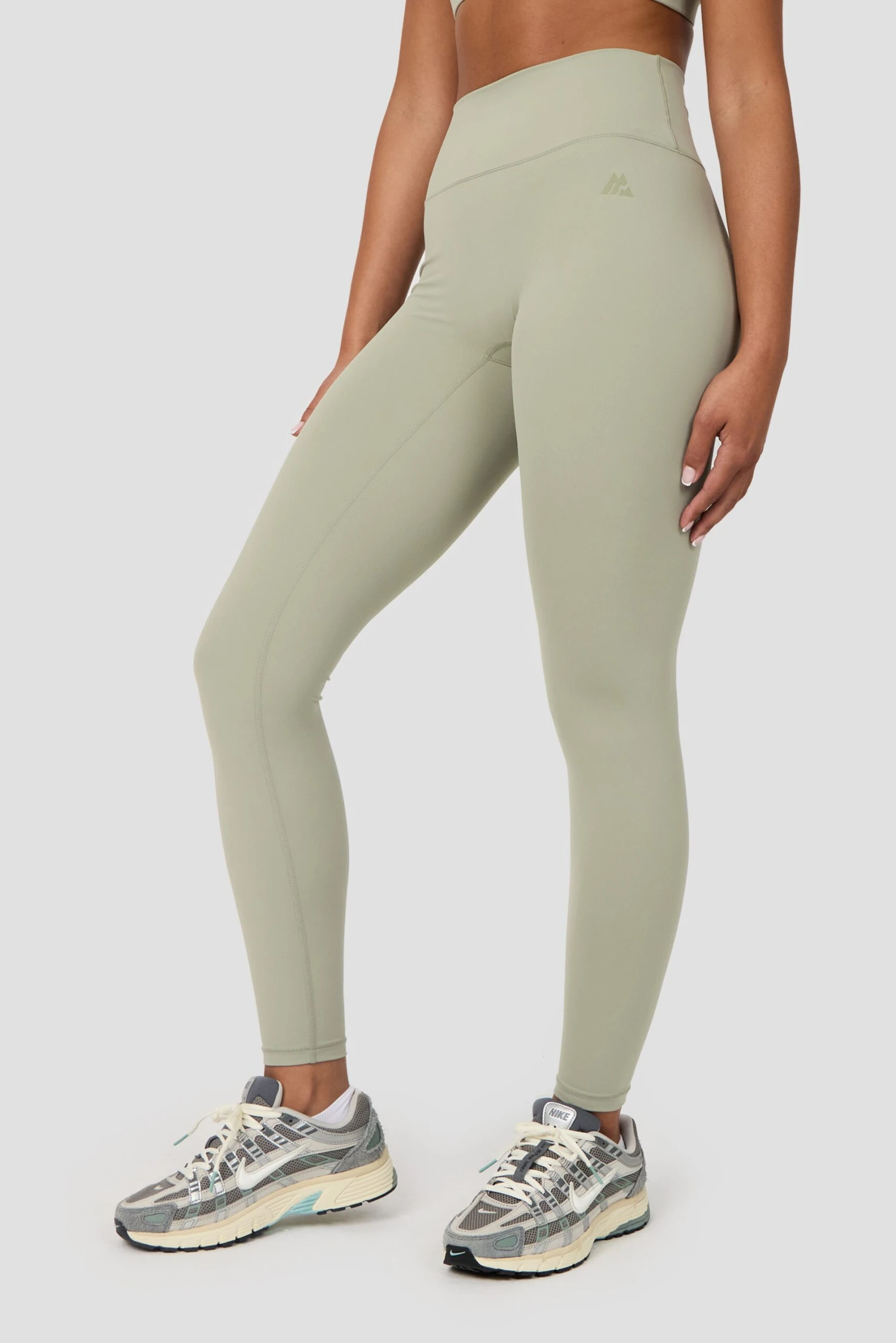 Form Legging - Herb 1 Form Legging - Herb