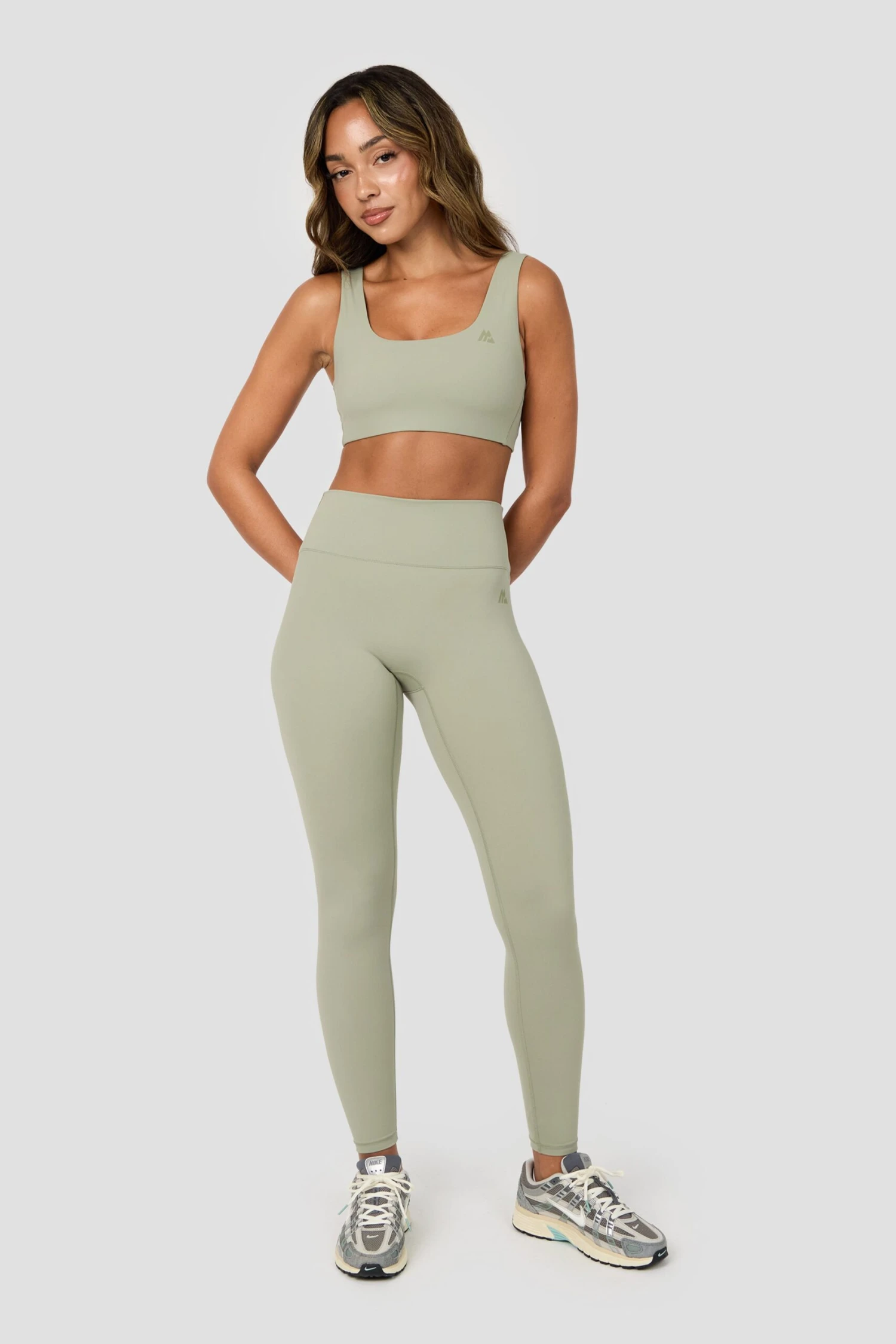 Form Legging - Herb 2 Form Legging - Herb - Image 2