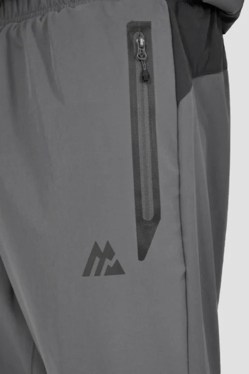 Lumos Woven Pant - Cement Grey -Urban Sport Wear Store LUMOS PANT CEMENT GREY ASPHALT logo detail scaled
