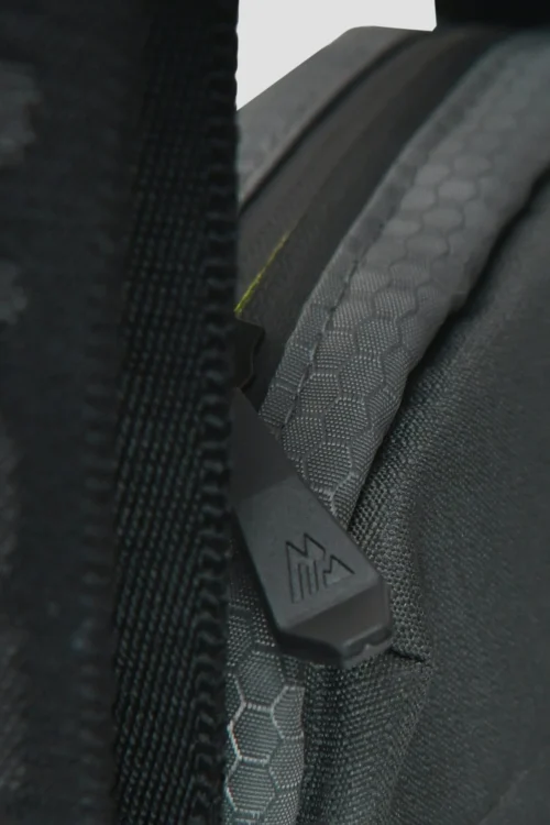 MTX 2.0 Crossbody Bag - Cement Grey/Electric Lime -Urban Sport Wear Store MTX 2.0 CROSSBODY BAG CEMENT GREY ELECTRIC LIME detail scaled