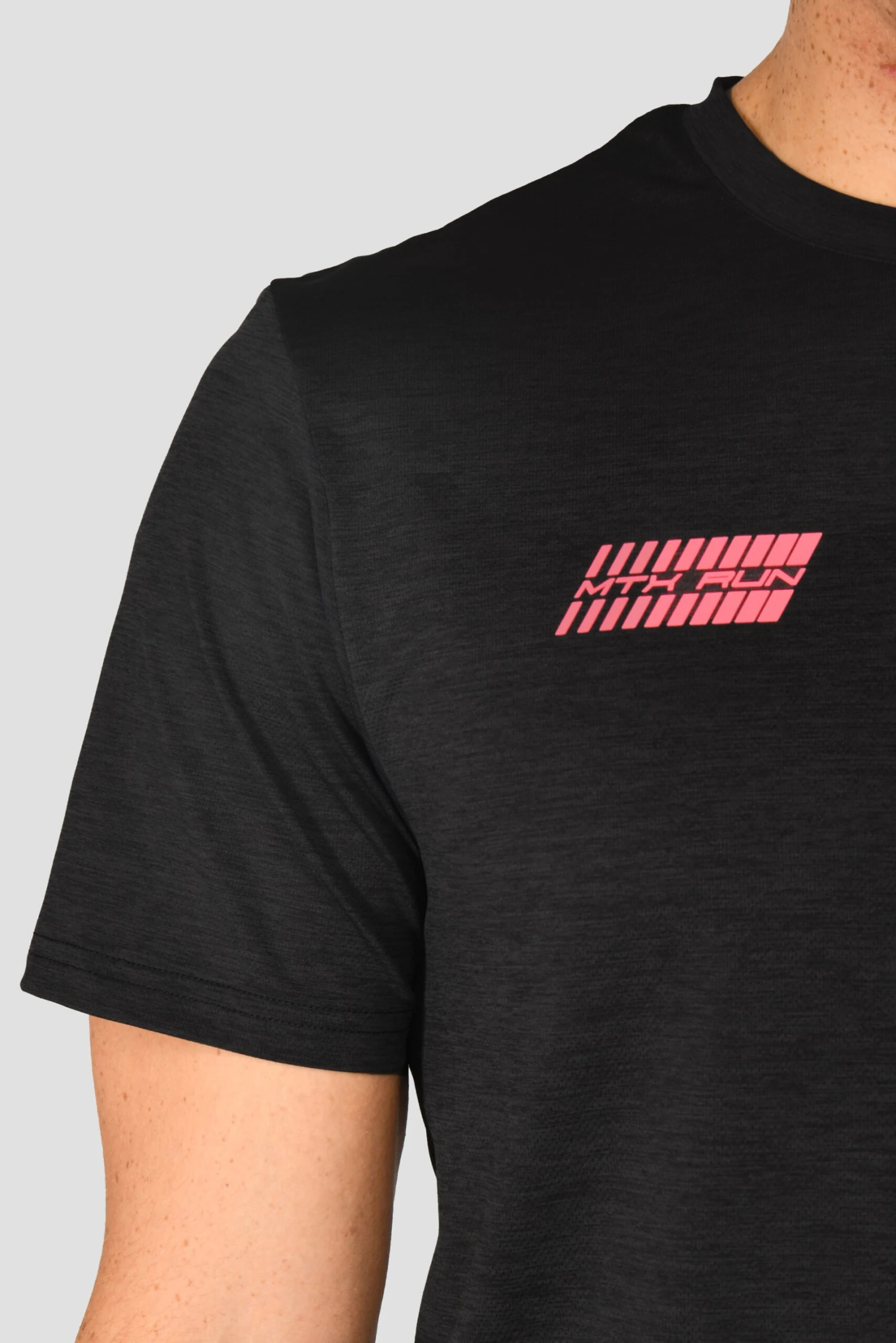 MTX Run Vital T-Shirt - Black 7 MTX Run Vital T-Shirt - Black - Image 7