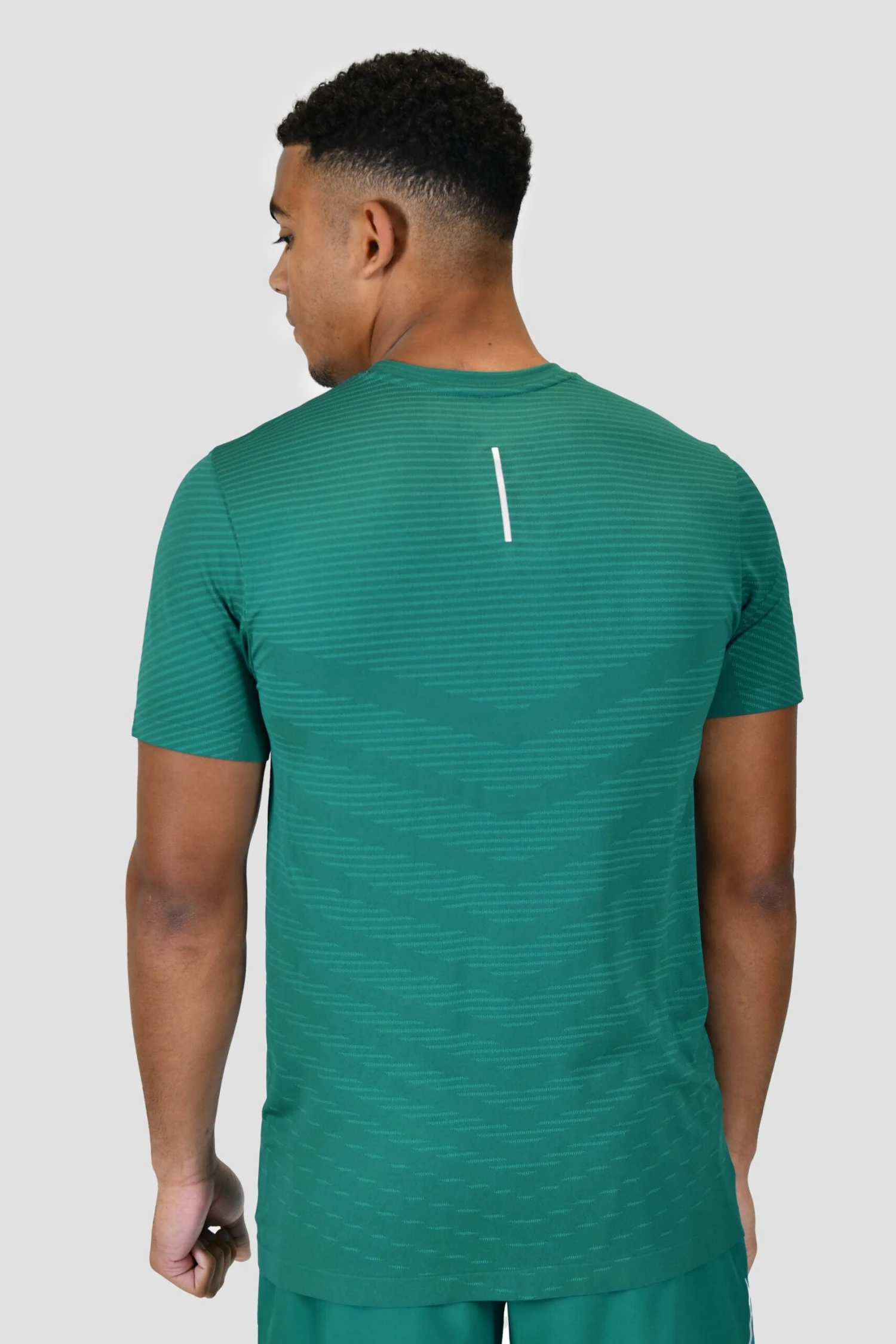 Speed Seamless T-Shirt - Deep Sea/Mountain Meadow 2 Speed Seamless T-Shirt - Deep Sea/Mountain Meadow - Image 2