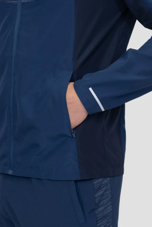 Trail Windbreaker - Navy Multi -Urban Sport Wear Store TRAIL 2.0 JACKET ESTATE BLUE SET SAIL TRUE NAVY sleeve scaled