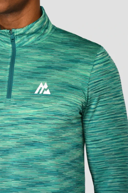 Trail Seamless 1/4 Zip - Mountain Meadow/Deep Sea -Urban Sport Wear Store TRAIL SEAMLESS 1 4 ZIP MOUNTAIN MEADOW DEEP SEA logo detail scaled