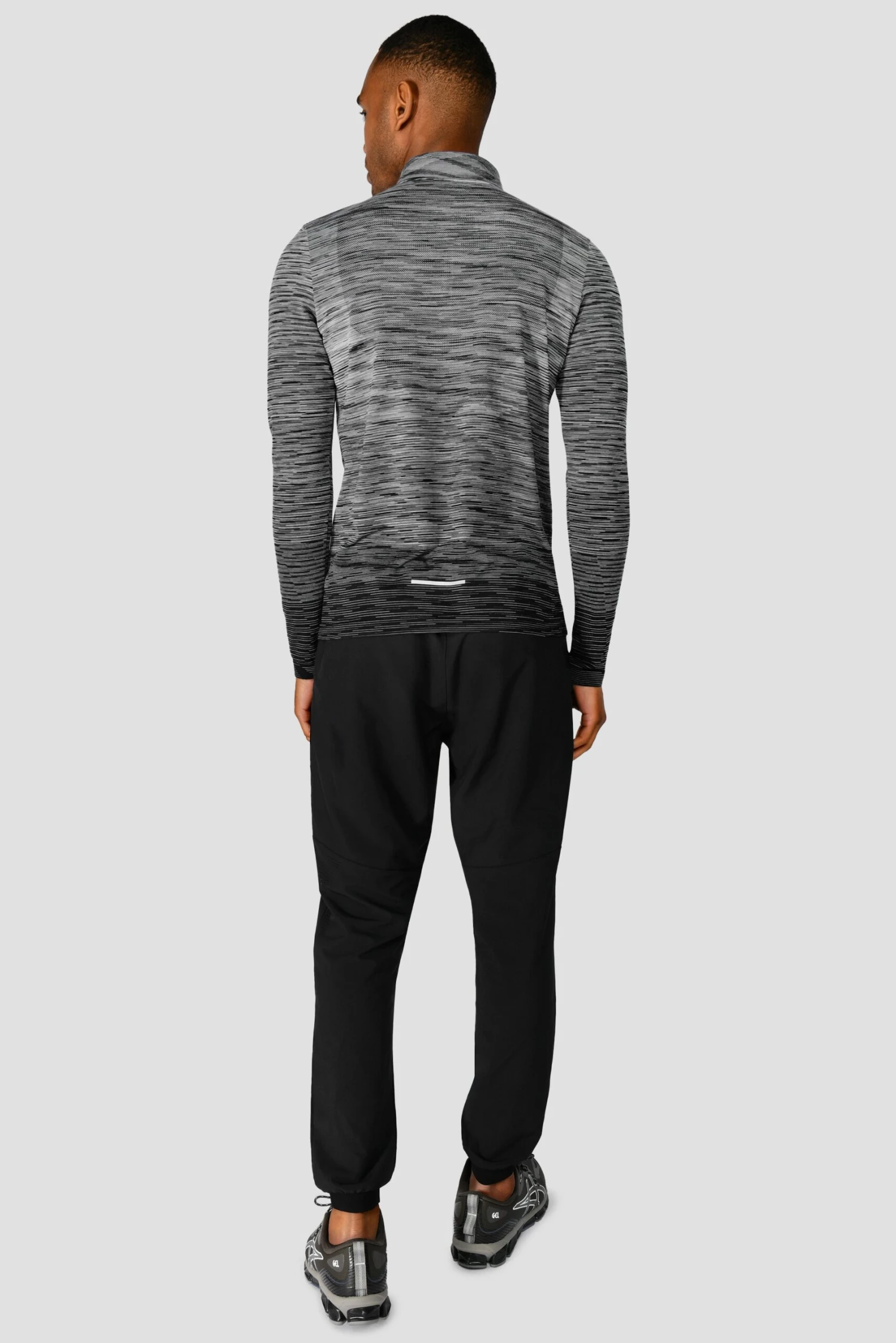 Trail Seamless 1/4 Zip - Black/Grey Multi 4 Trail Seamless 1/4 Zip - Black/Grey Multi - Image 4