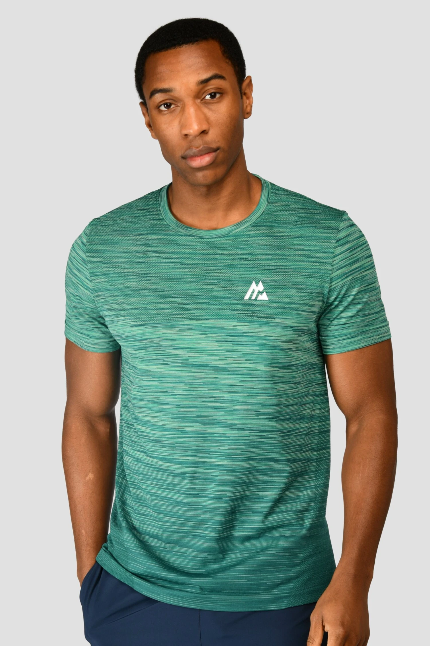 Trail Seamless T-Shirt - Mountain Meadow/Deep Sea 1 Trail Seamless T-Shirt - Mountain Meadow/Deep Sea