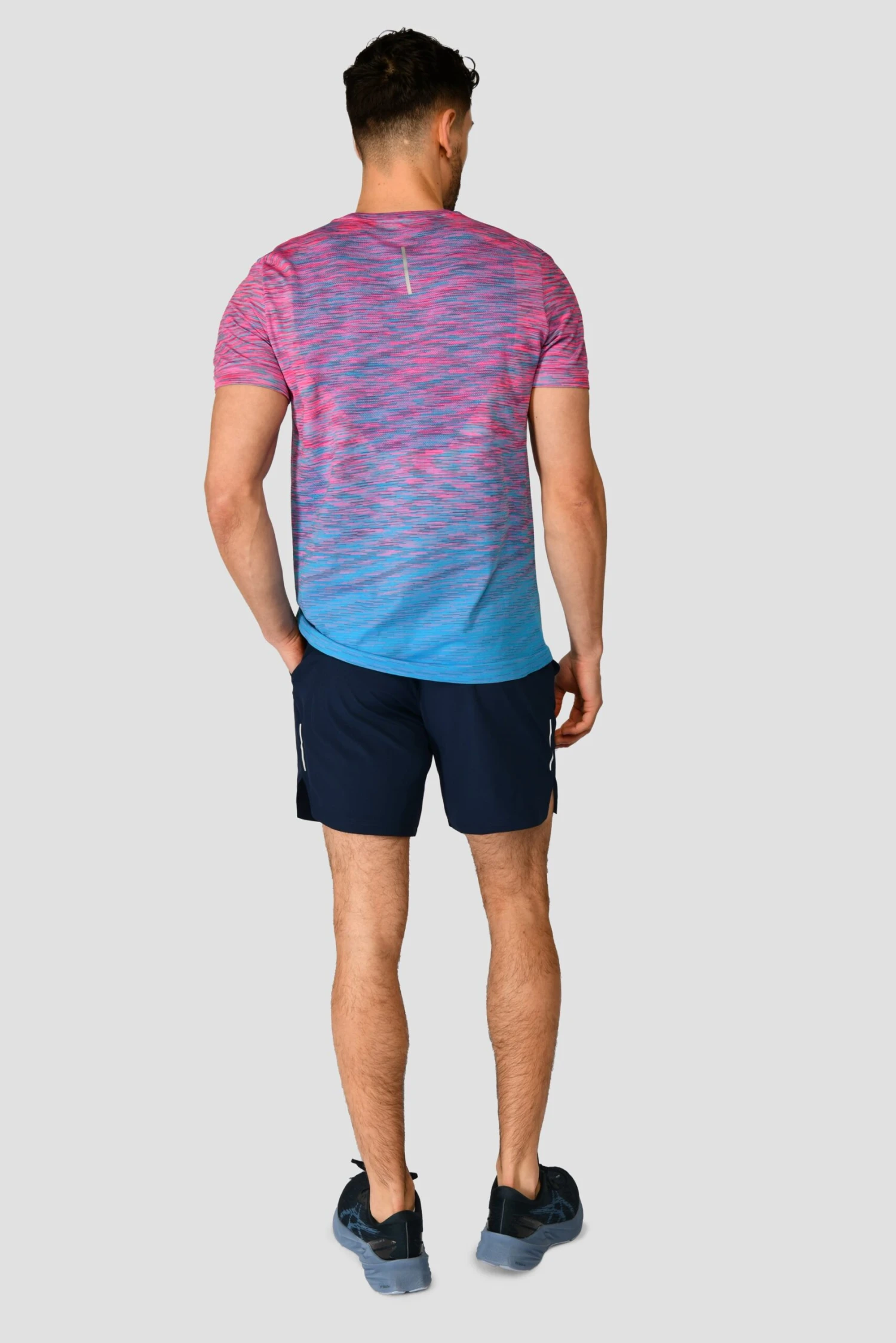 Trail Seamless T-Shirt - Pink/Blue 4 Trail Seamless T-Shirt - Pink/Blue - Image 4