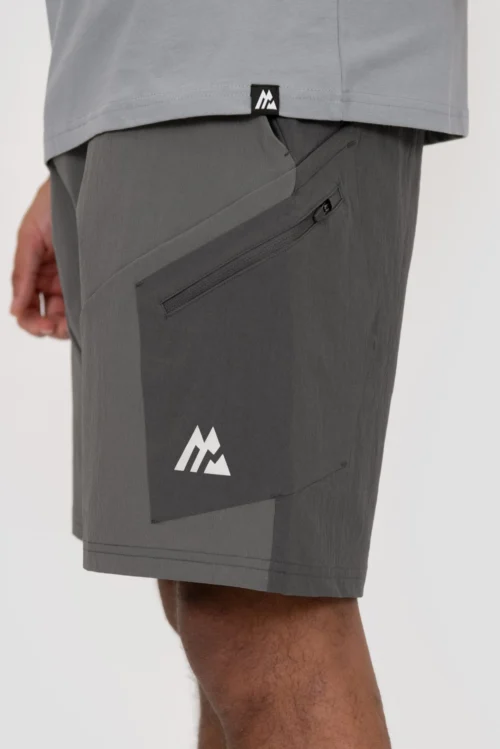 Ultra 2.0 Short - Cement Grey/Jet Grey -Urban Sport Wear Store ULTRA2.0SHORT CASTLEROCK GREYPINSTRIPE LogoPocketDetailv2 scaled