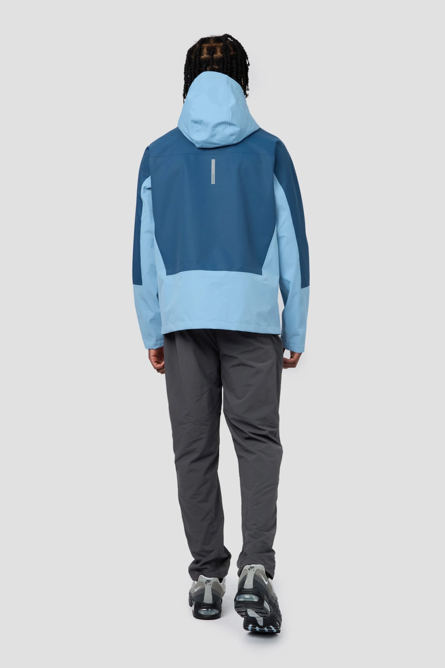 Casacade Waterproof Jacket - Naval/Fresh Water 4 Casacade Waterproof Jacket - Naval/Fresh Water - Image 4