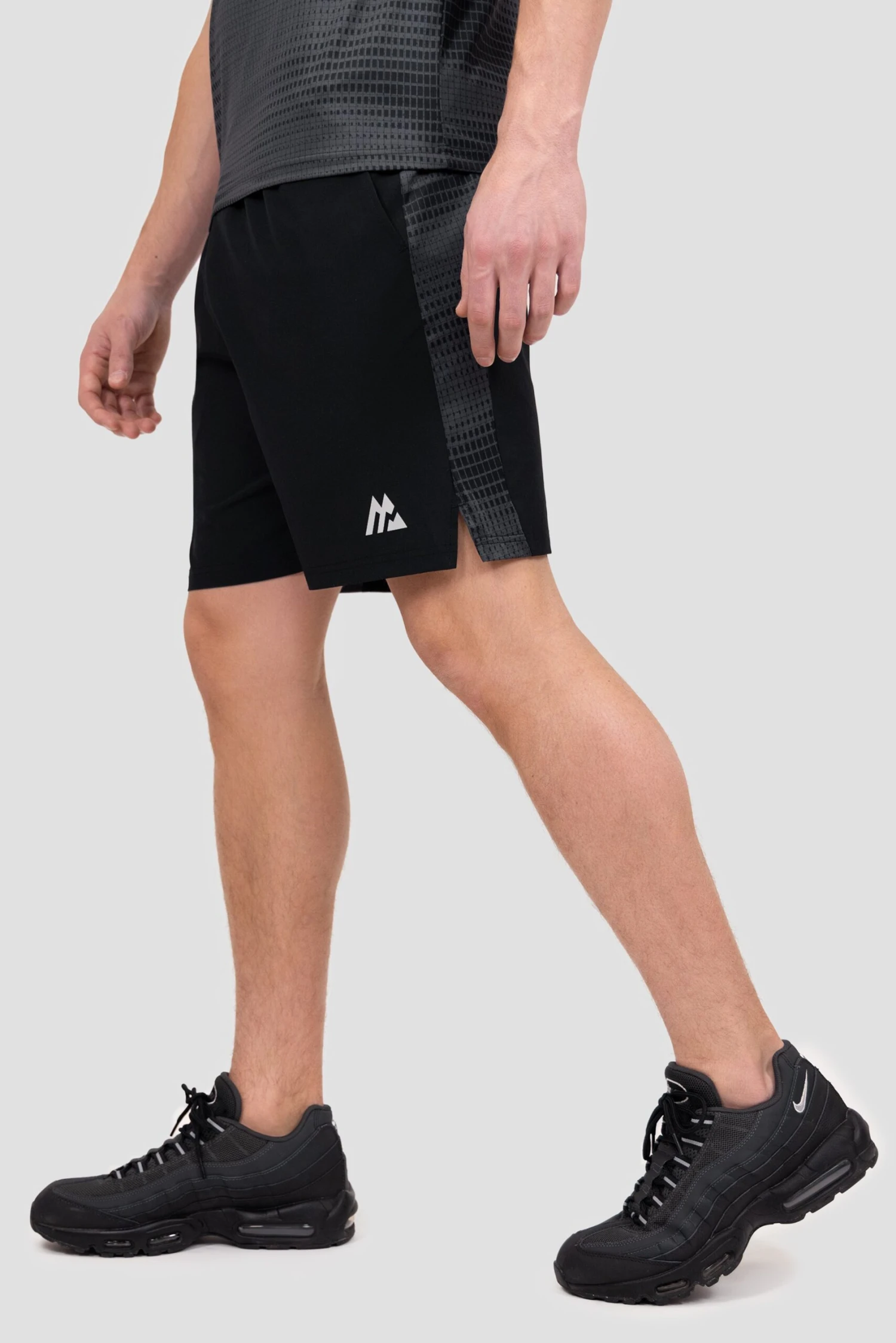 Peak Print Short - Black/Asphalt 1 Peak Print Short - Black/Asphalt