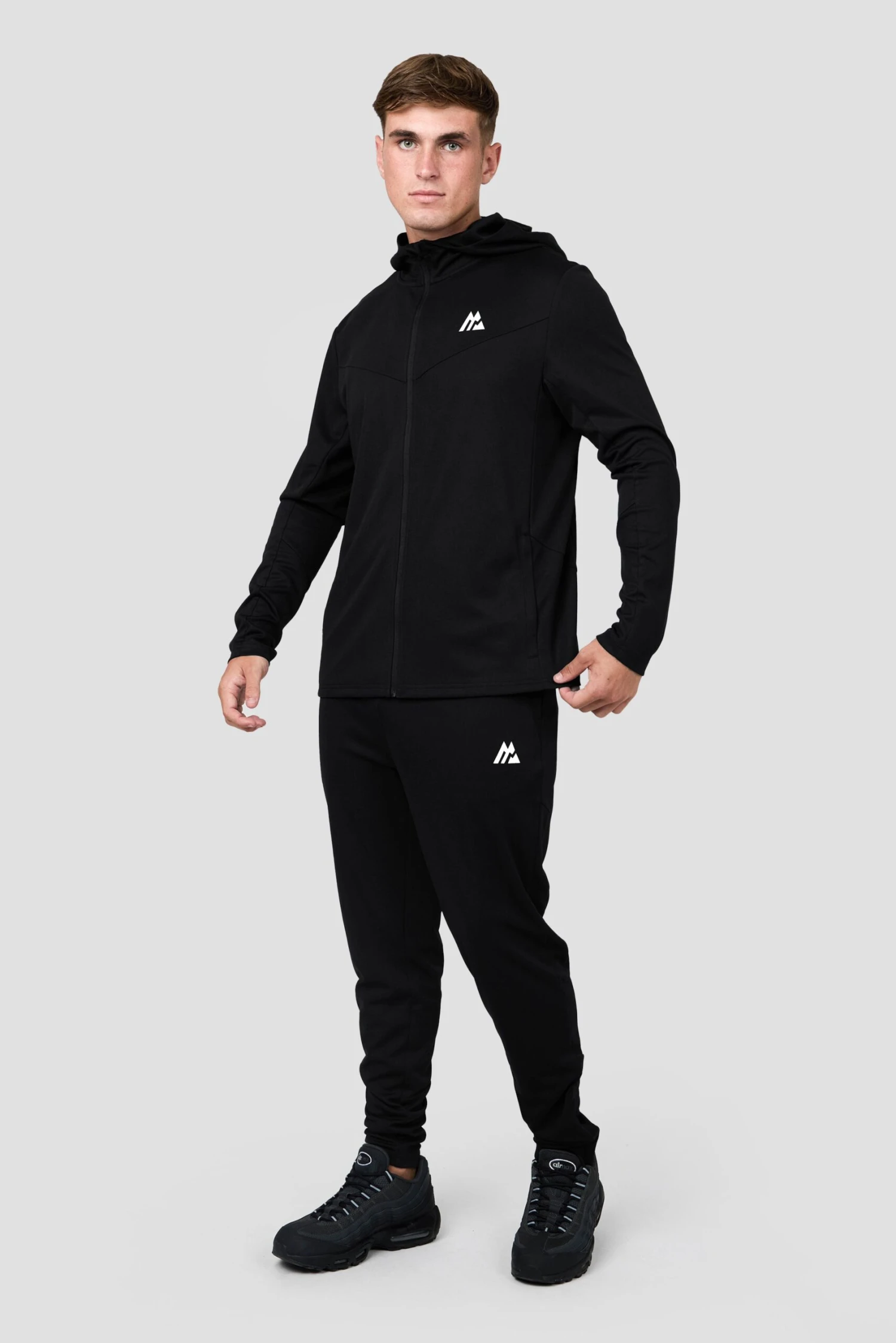 Urban Sport Wear Store 45 Urban Sport Wear Store -Urban Sport Wear Store xTV7O0lxB3NjTub2zVGhF0usvyQZubVKVc6jKGBMyy4 scaled